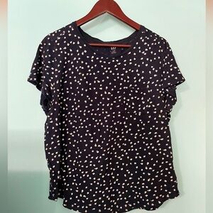 Gap Floral Tee 🌻🌻 4 for $25 bundle🌻🌻